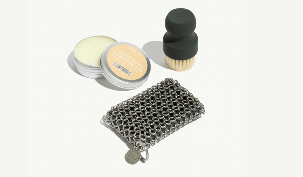 Carbon steel and cast iron cleaning set