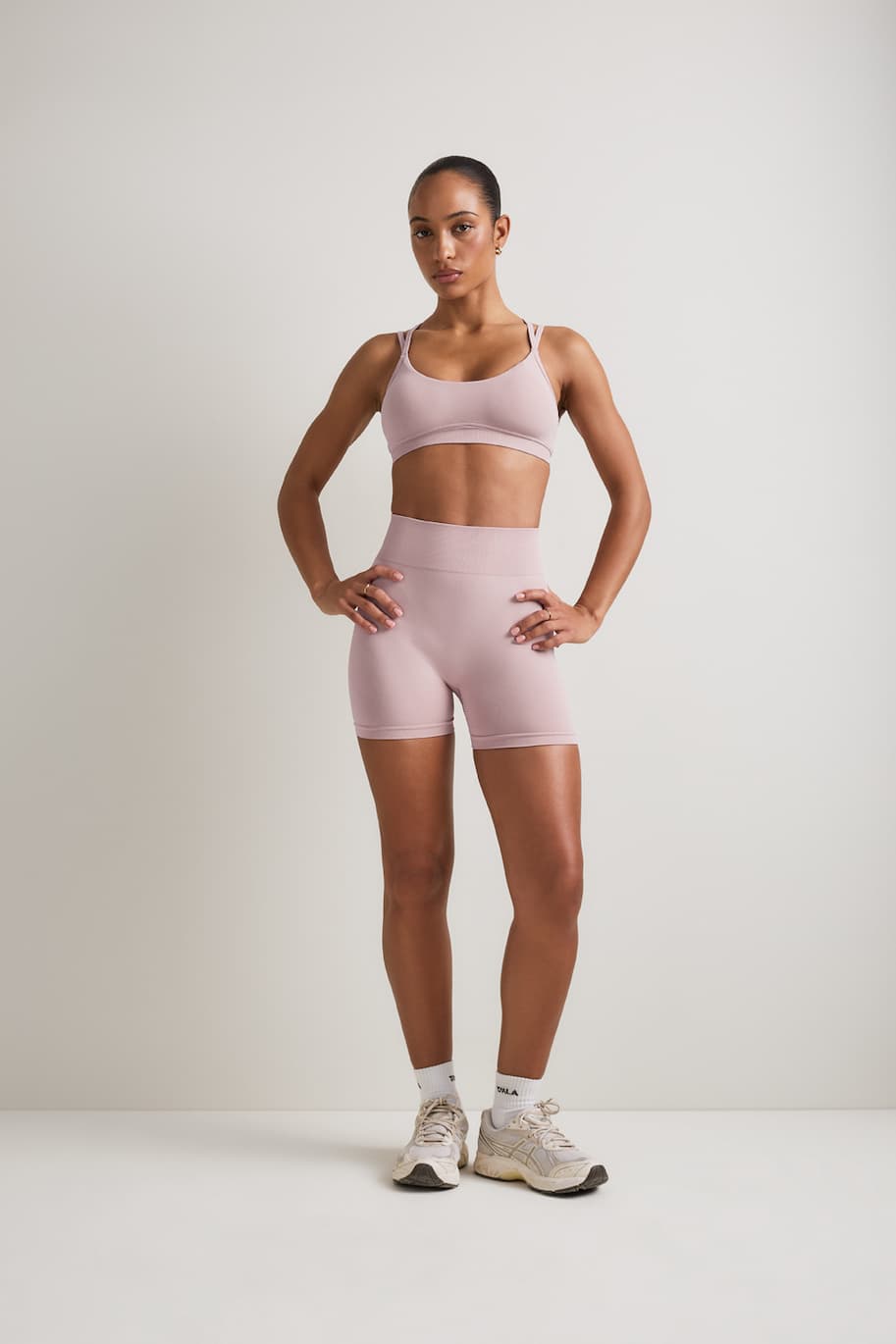 Sculpt Seamless Multi Strap Sports Bra - Blush