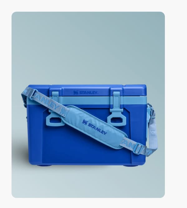 The Easy Carry Outdoor Cooler + Strap | 24 QT
