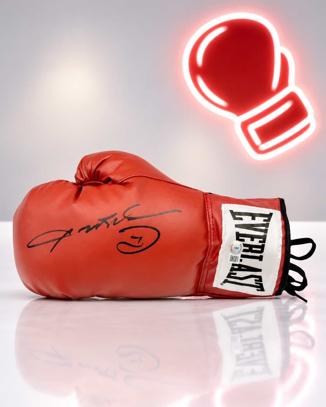 Sugar Ray Leonard signed red Everlast left-hand boxing glove