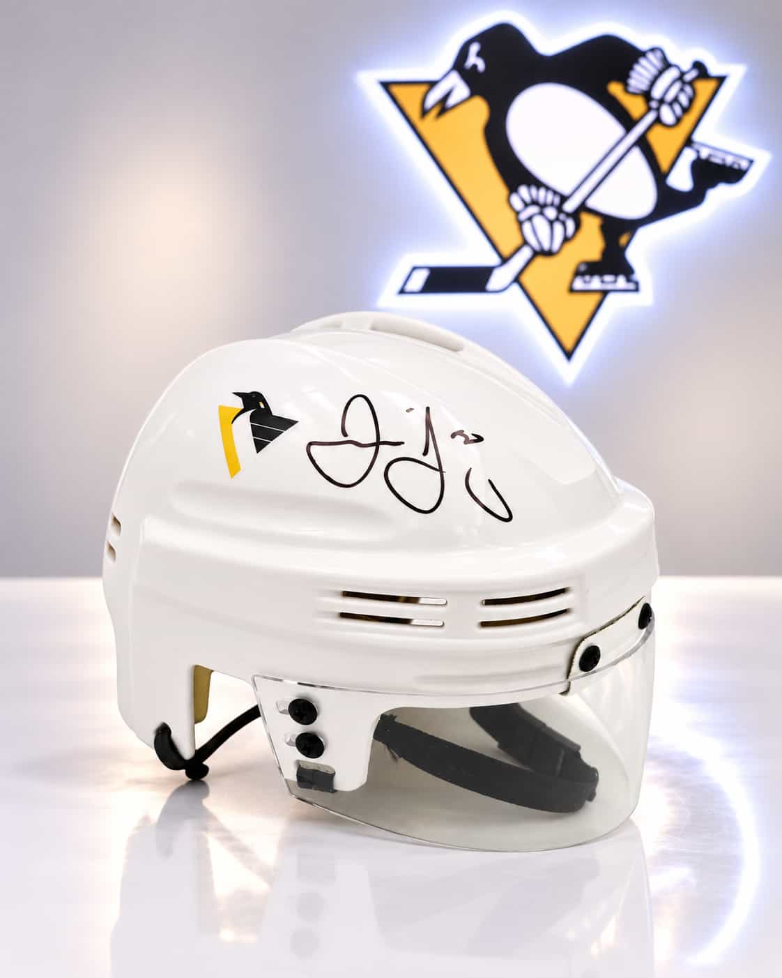 Jaromir Jagr signed white Pittsburgh Penguins hockey mini helmet