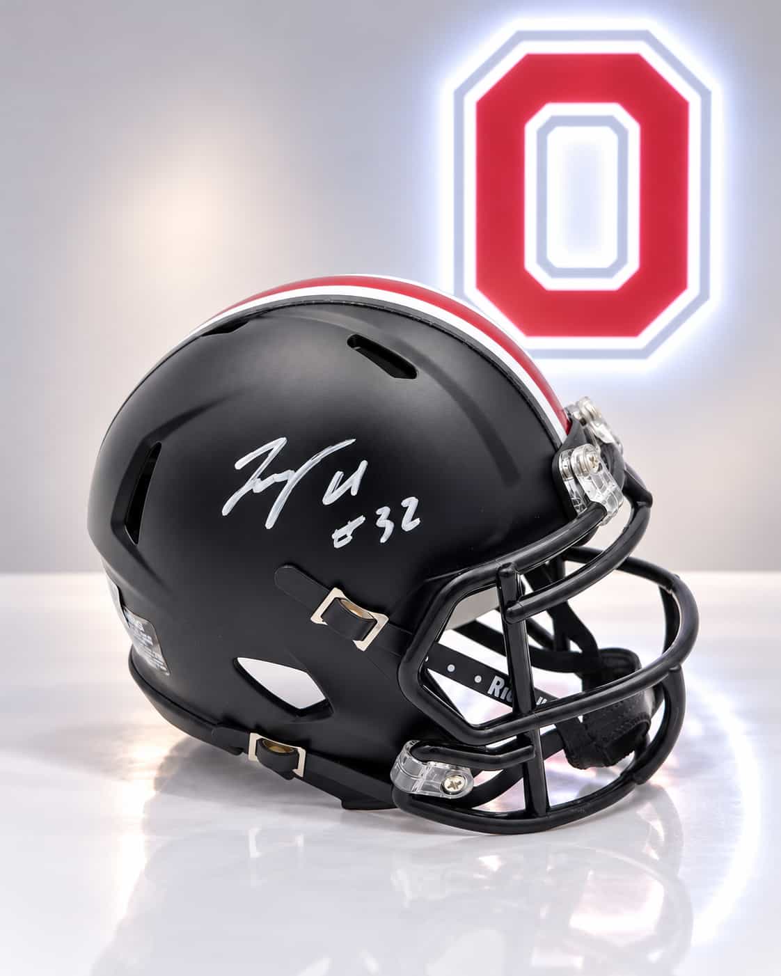 TreVeyon Henderson signed Ohio State alternate black Speed mini helmet