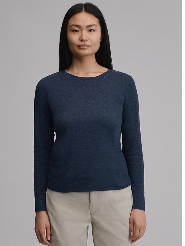 Women's Everyday Long-Sleeve Crewneck T-Shirt