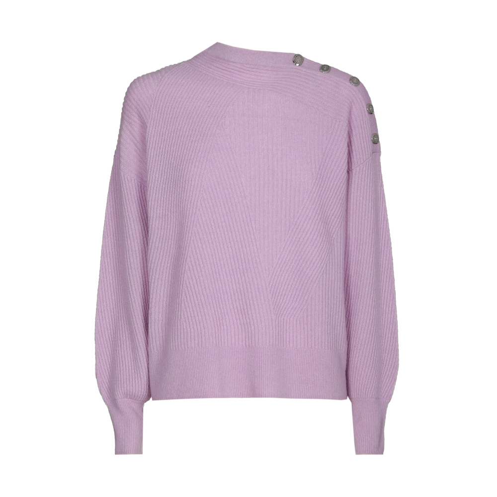 loose fitting pullover with shoulder effect
