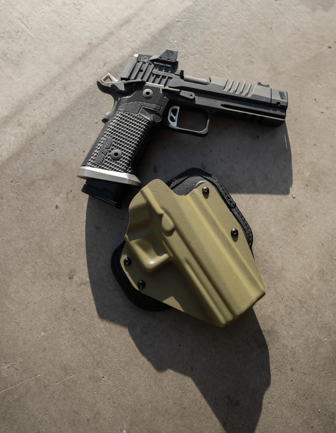 Holster Image