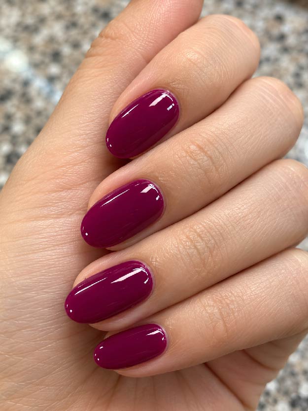 DND 731 Plum on nails