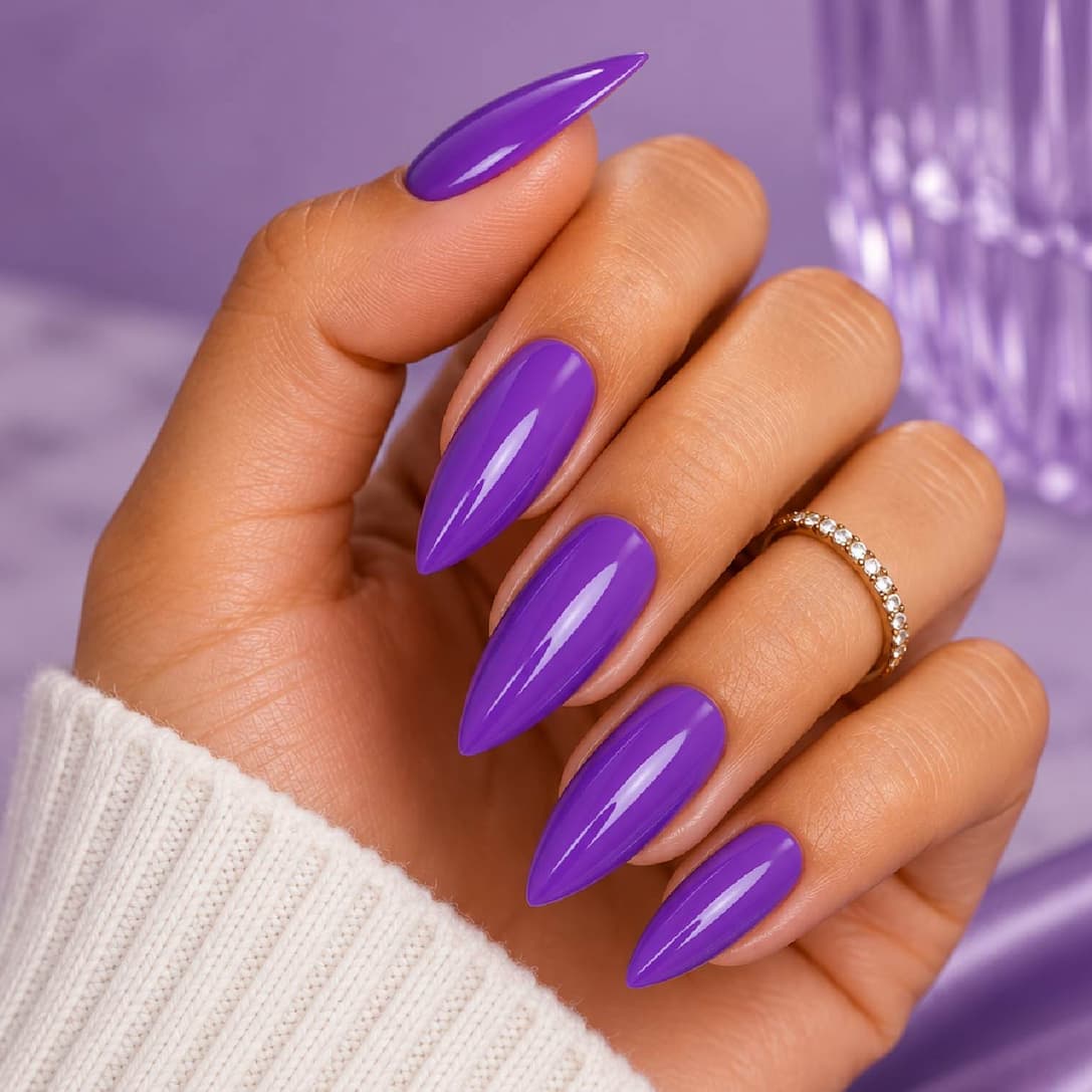 DND 090 Grape Pop on nails