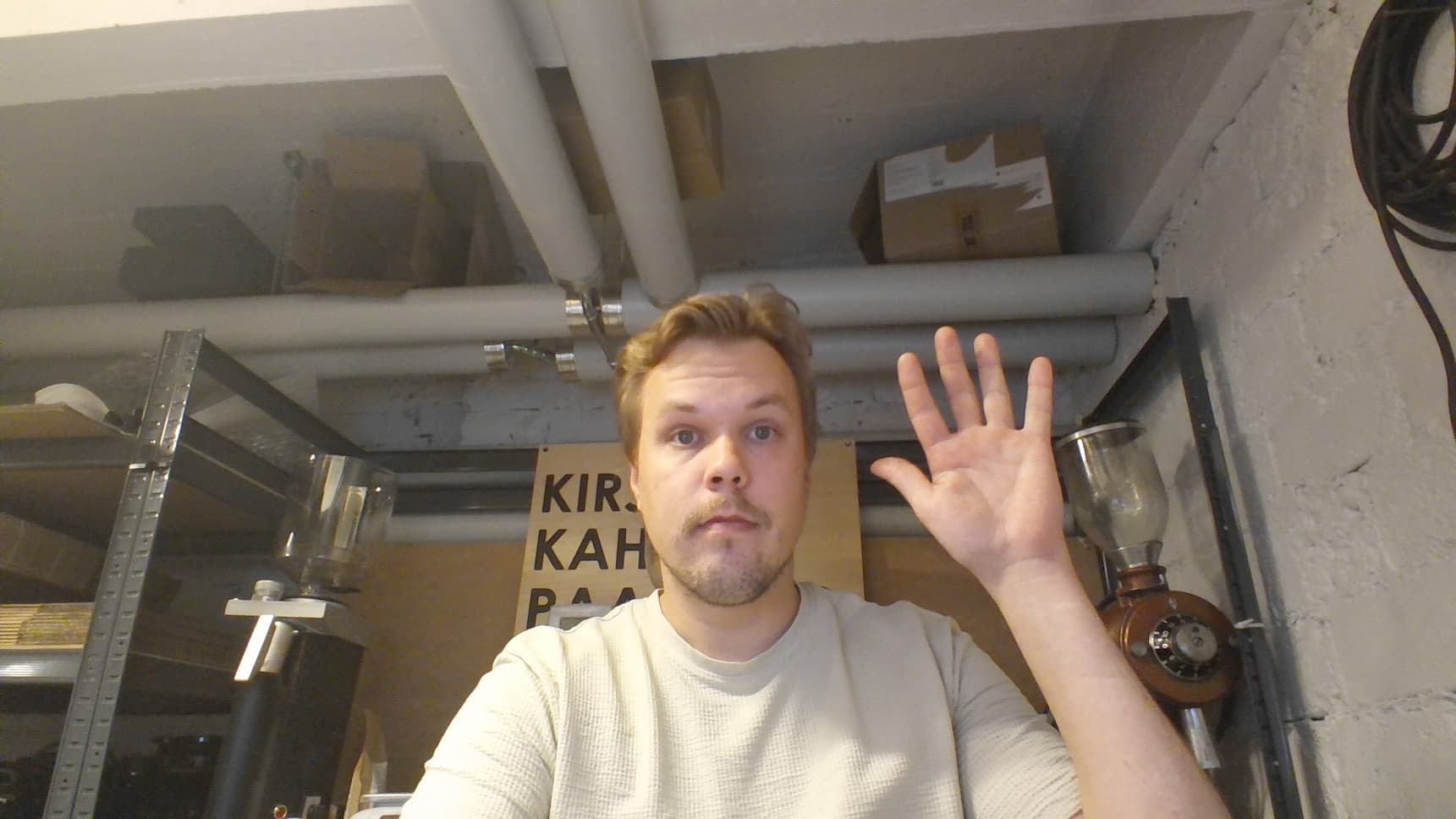 Kirjalan Paahtimon Väinö kahvilan alakerrassa Mikkelissä