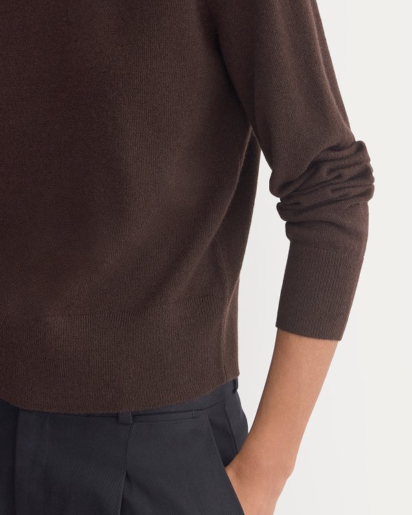 Image | Model in Cashmere Slim Crew Sweater | Coffee Bean 