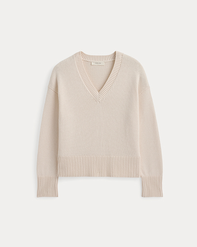 Image | V-Neck Sweater in Extrafine Luxe Merino in Bone