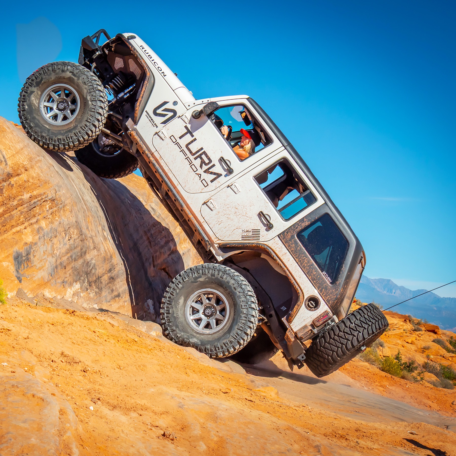 JEEP JK with a Turn Offroad hard top