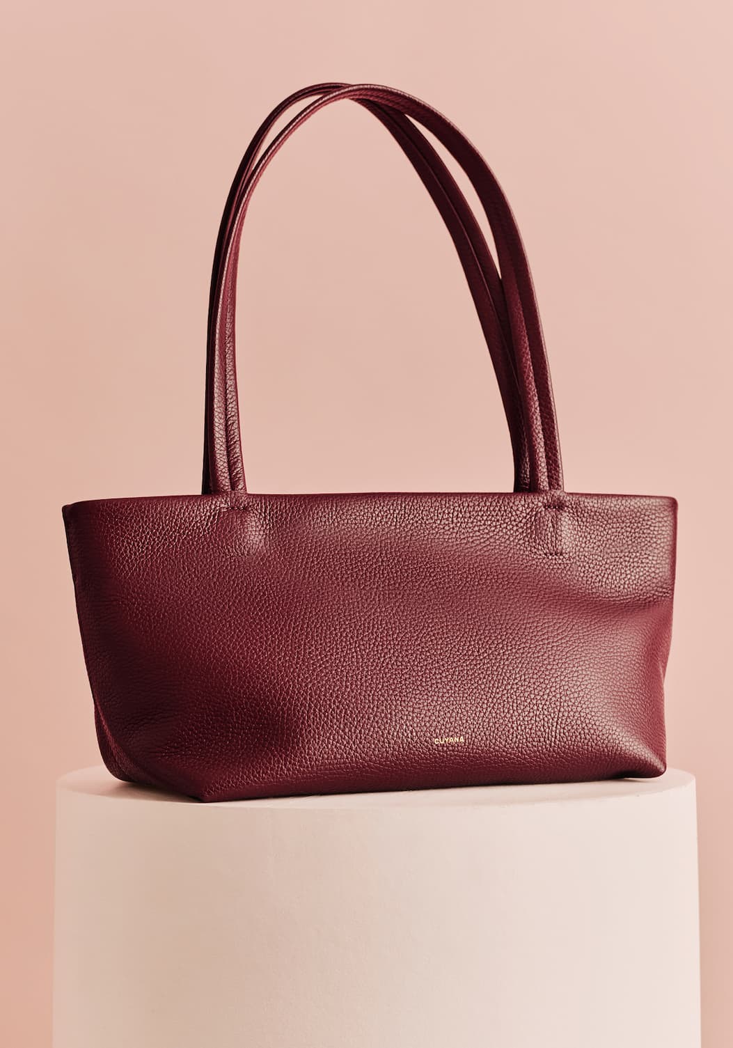 IT'S ALL CHIC IN CHERRY