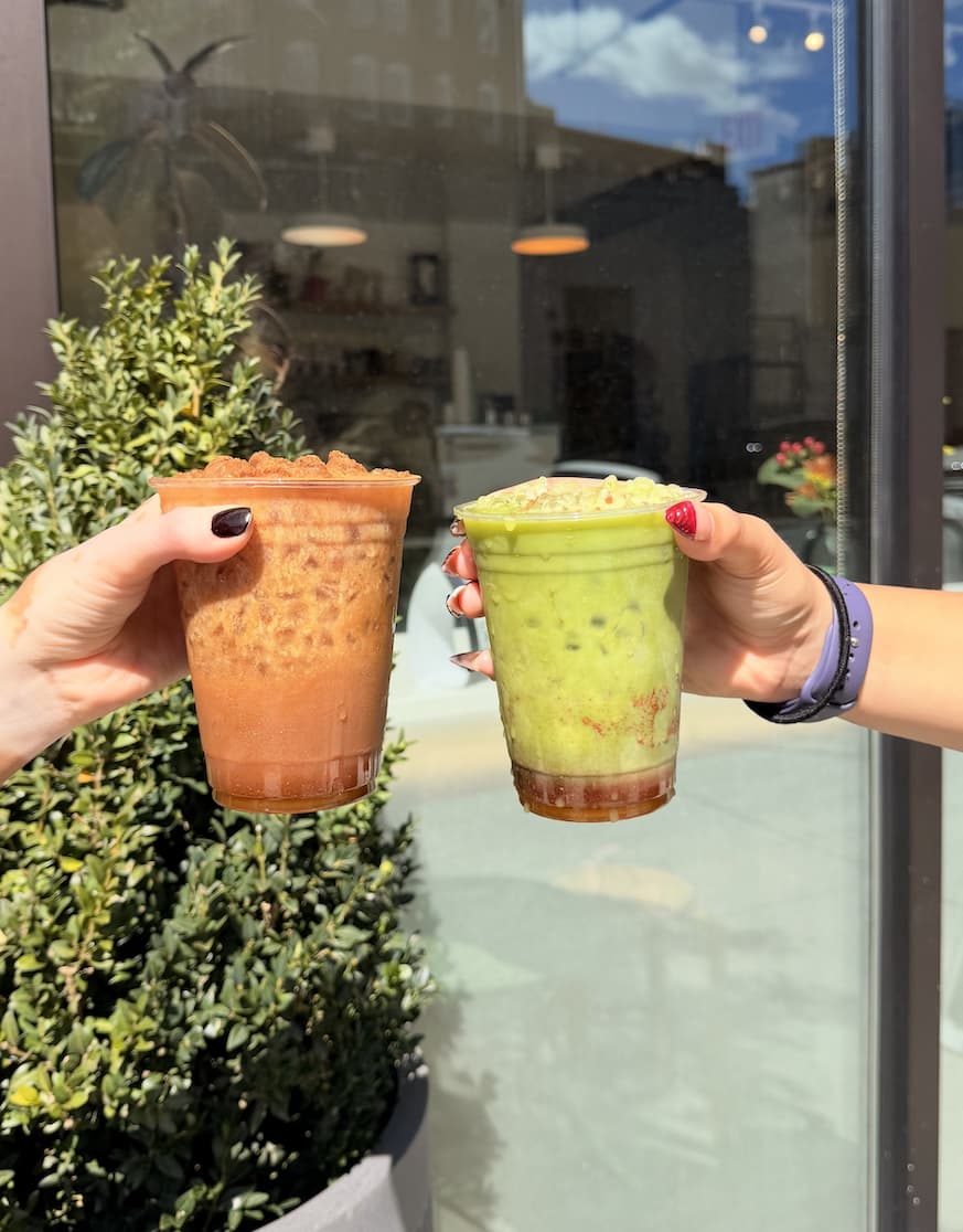 Caf&eacute; y matcha pumpkin spice en Casaroma