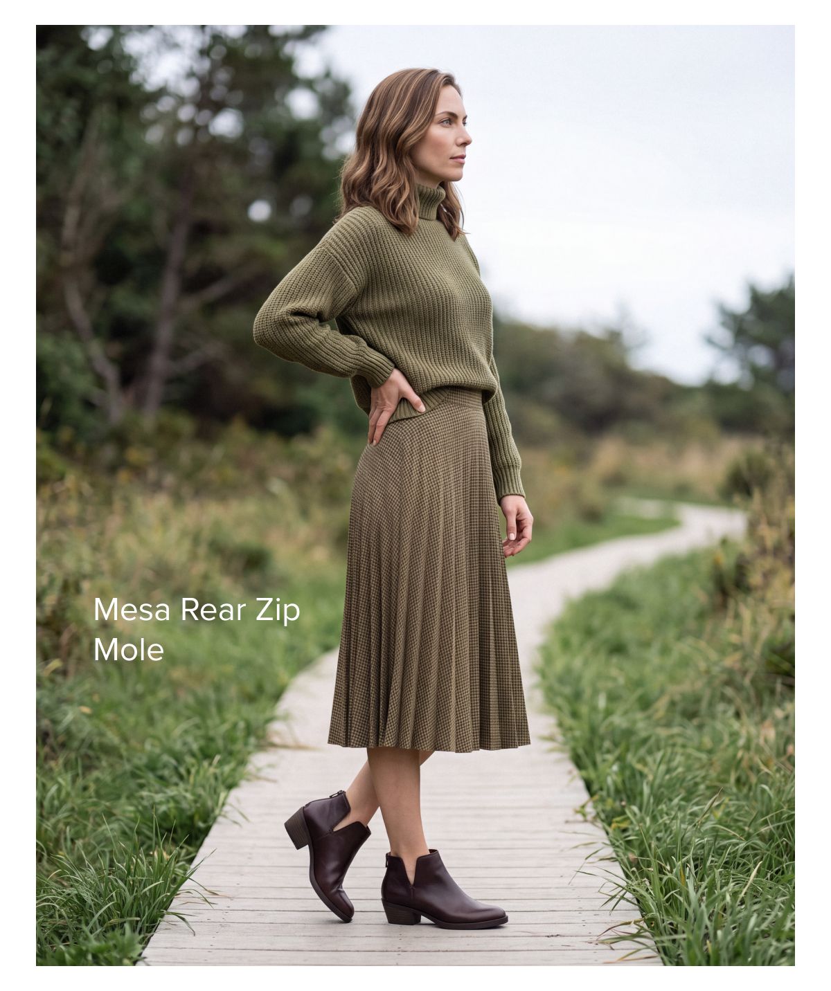 Mesa Rear Zip Mole