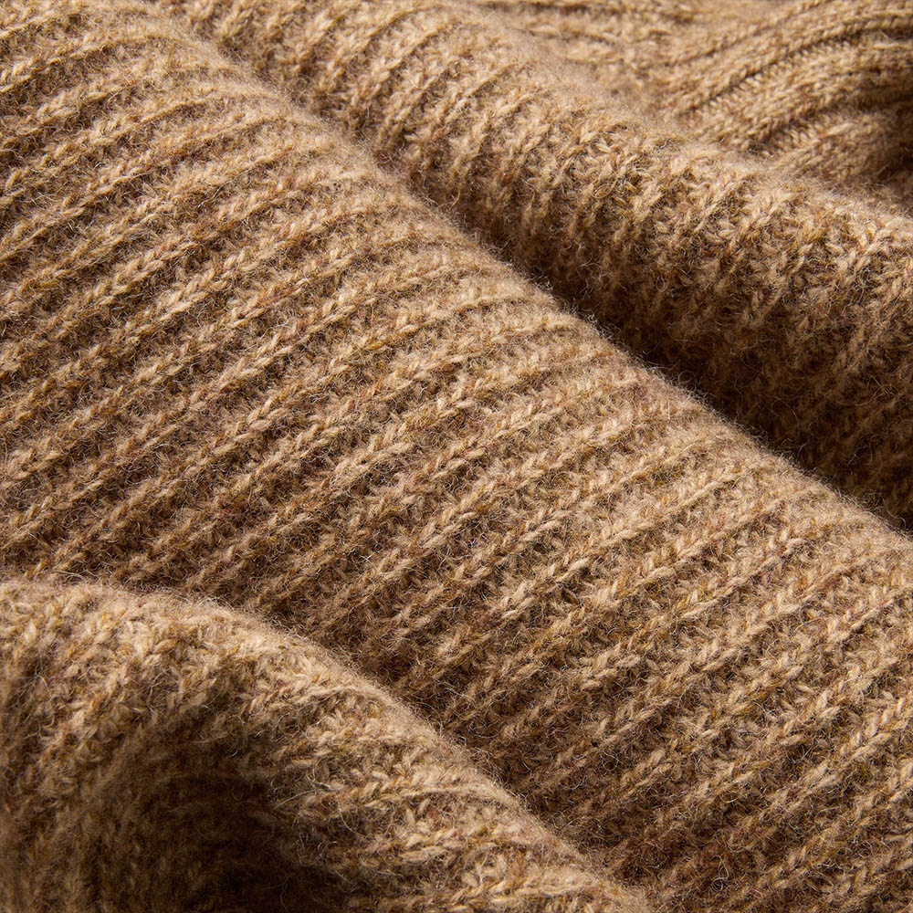 Delphi camel jumper