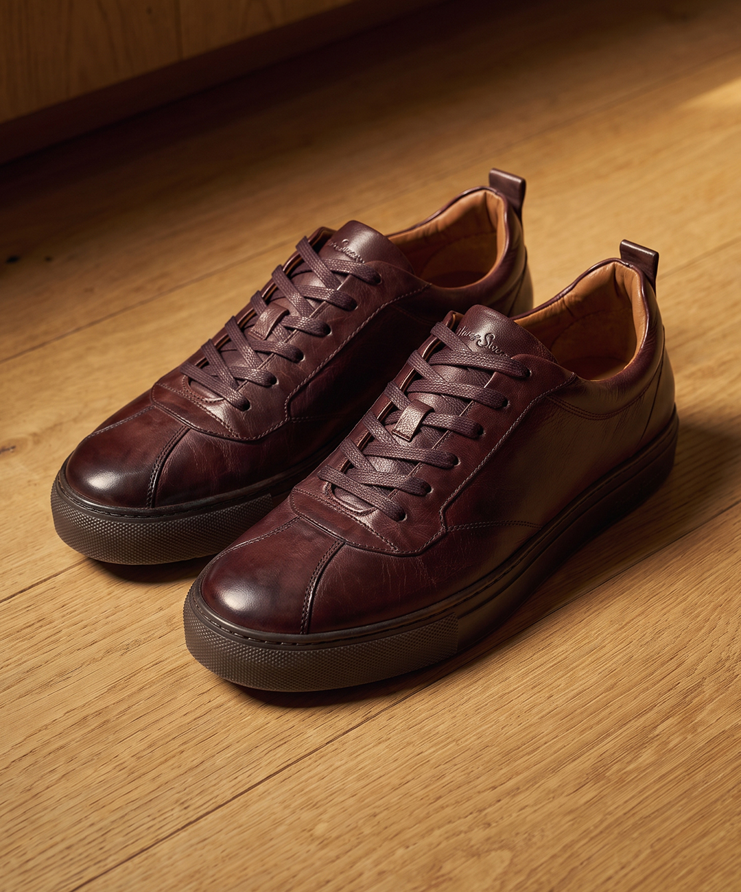 Ermida Burgundy Trainers