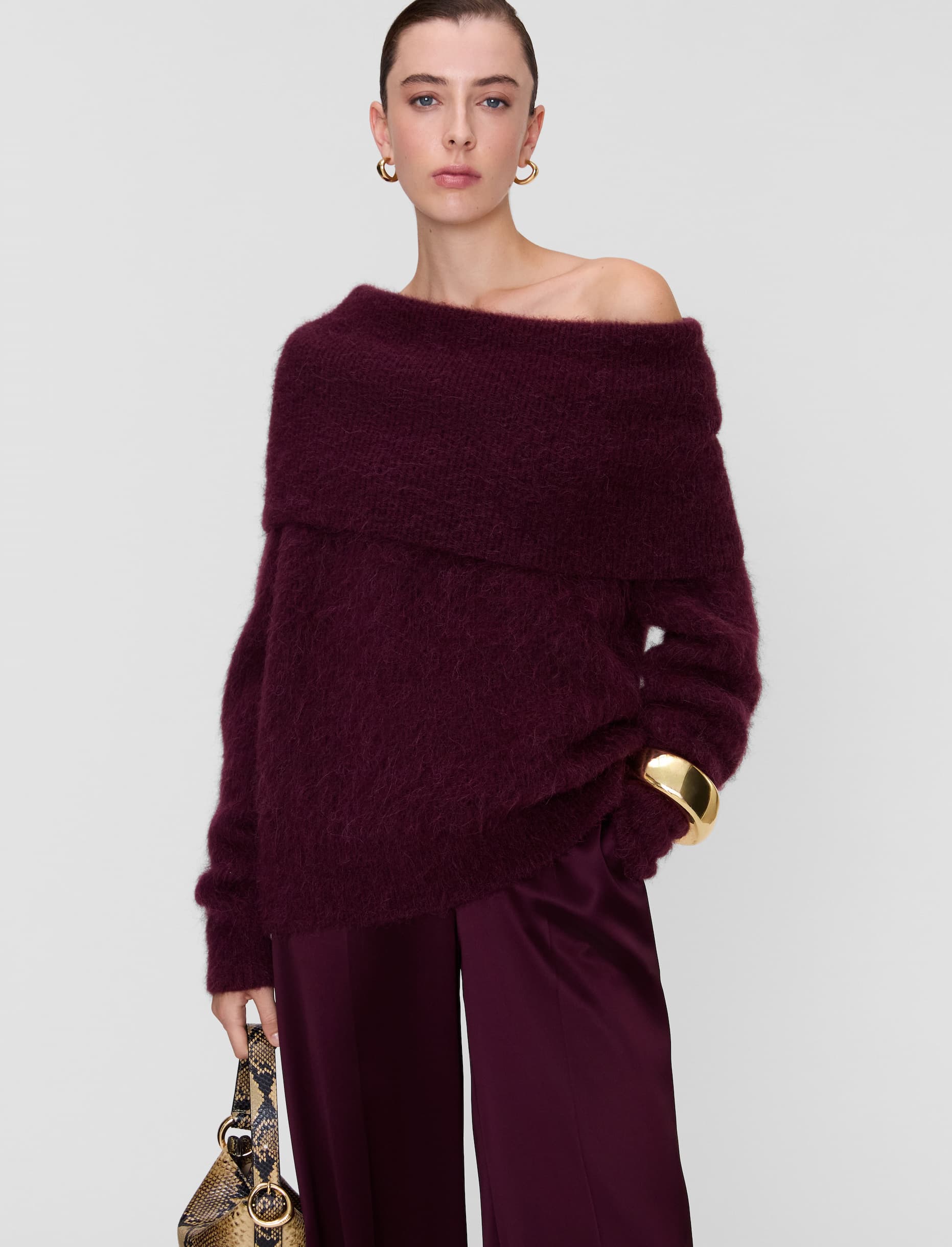 SHOP KNITWEAR