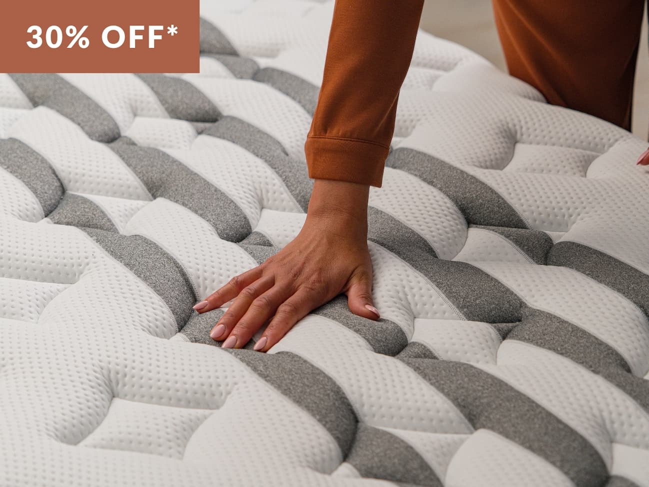 Cool-to-the-touch quilted cover