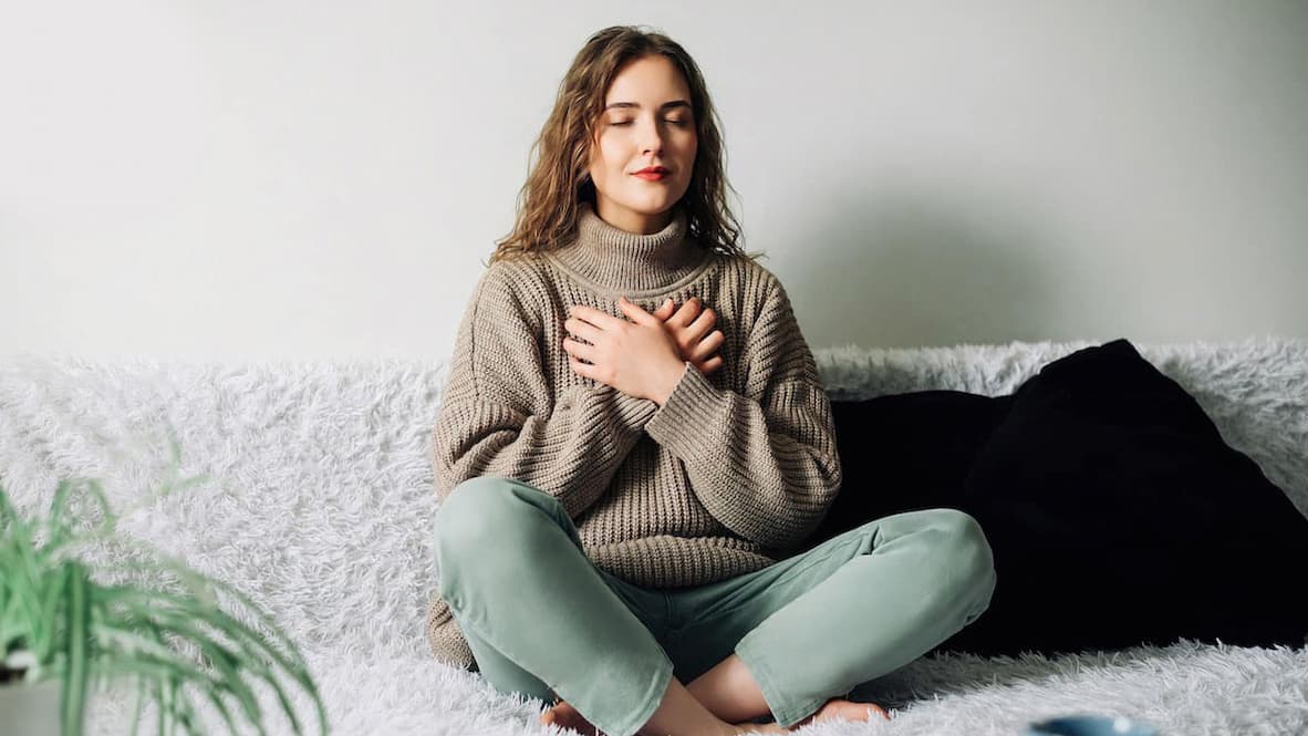 How To Meditate When Your Mind Won’t Stop 