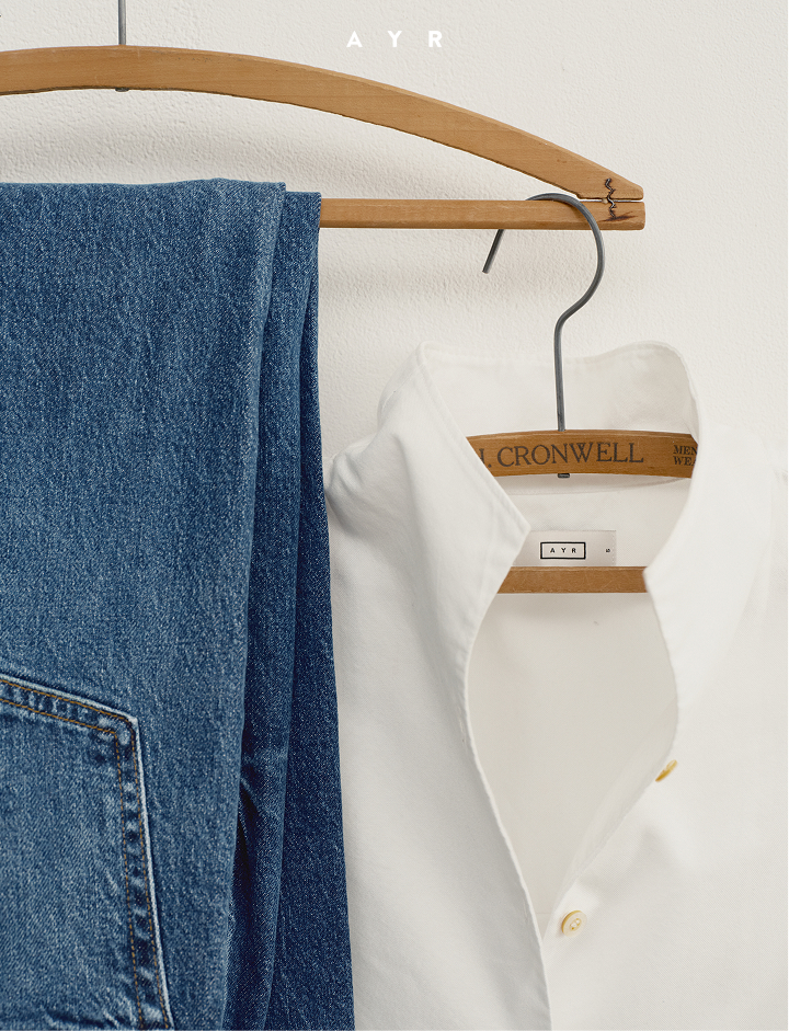 The Tate shirt. 100% cotton oxford. Milled in Italy. A true year-round classic.