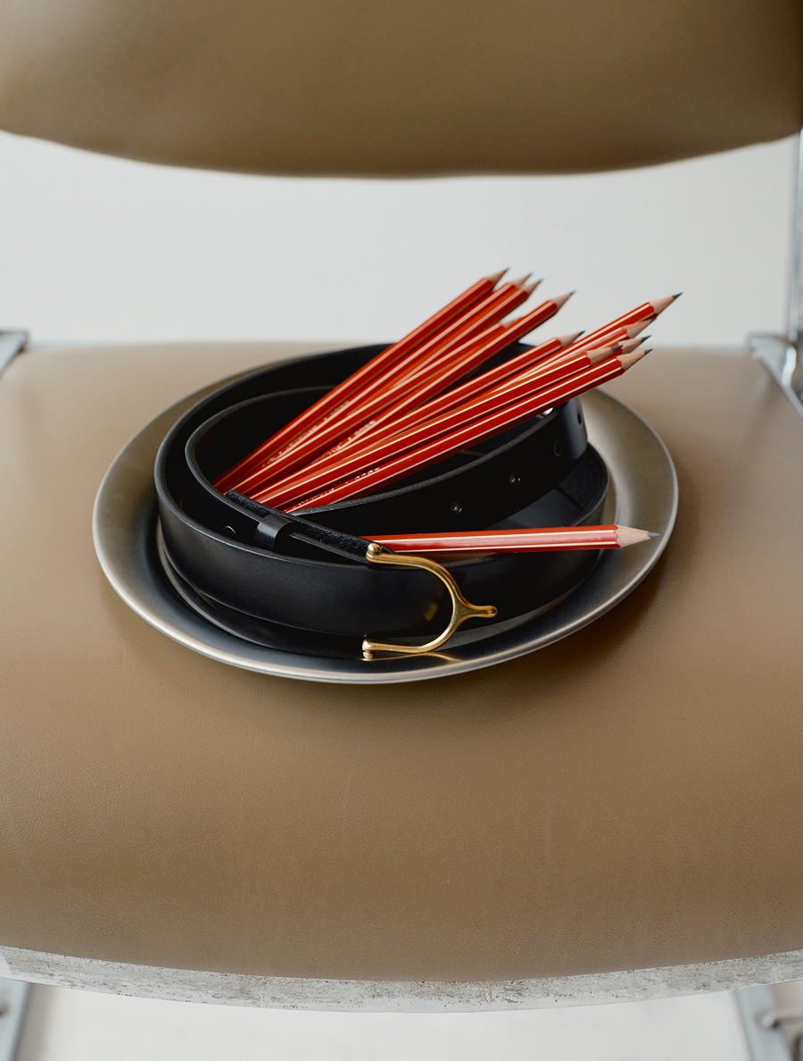 One beautiful leather belt, four different buckles to change at your leisure. 