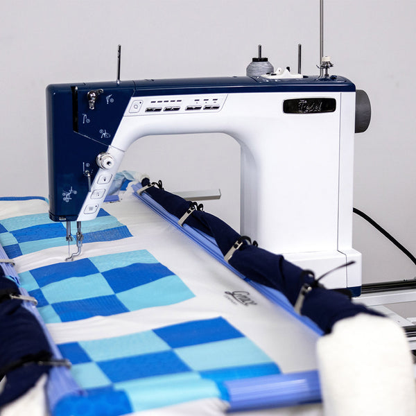 Q'nique 13 Little Rebel Sewing & Quilting Machine